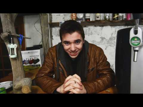 Asmr Role play BAR