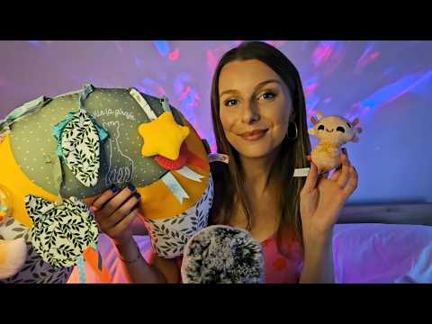 ASMR - Ce bébé est bien gâté 🧸 (Haul cadeaux)