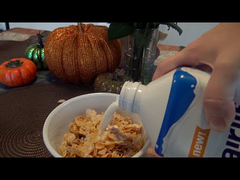 ASMR Breakfast cereal Eating Sounds
