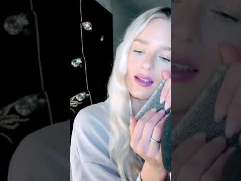 ASMR scratching on SPONGE #asmr #asmrsounds #asmrscratching #triggers