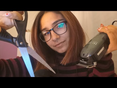 ASMR BARBERÍA ROLEPLAY EN ESPAÑOL (muy humilde)