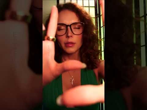 Sk sk sk with face tracing delivering the ASMR tingles