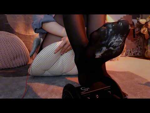 ASMR Sticky Feet in Stockings: Ear Massage & Scratching (Ear to Ear) 🦶🎧