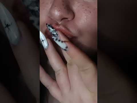 alt girl kiss paints you ASMR
