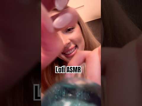 Idk what it is maybe I’ll delete this tomorrow 😭#asmr #lofiasmr #tingles