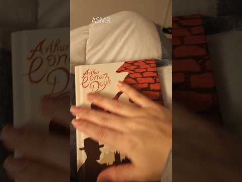asmr tapping no livro sons de folhas e sons de boca
