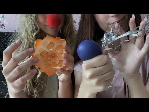 ASMR | MY 10 YEARS OLD SISTER TRIES ASMR😍