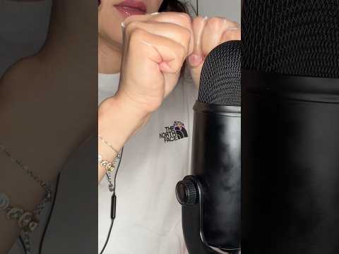 Tingly 👋🏻 Lotion Sounds 🤍 #tingly #relax #asmr #brainmelting #satisfying #tingles #relaxing