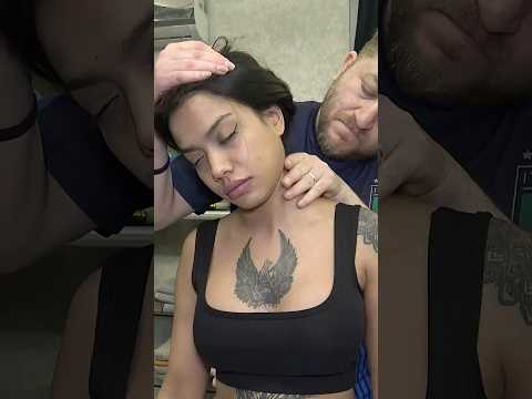 DEEP RELAXATION FEMALE BODY MASSAGE AND CRACKS #asmr #shorts #cracks #femalebodymassage #massage