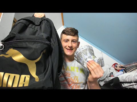 ASMR What’s In My Bag/ Schoolbag?*🤪| lovely ASMR s