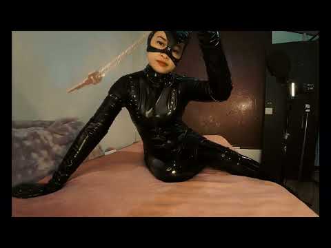Goddess Avriah transform into CATWOMAN to Hypnotize You