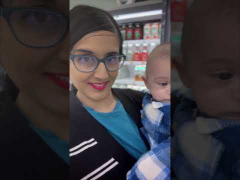 Tristen Shopping with mommy