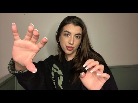 ASMR - šeptání, scratch oblečení, coconut crack atak 😴