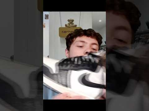 asmr roleplay vendeur d'outfit