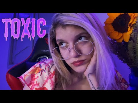 ASMR || NAMORADA TÓXICA FOFOCANDO COM VOCÊ