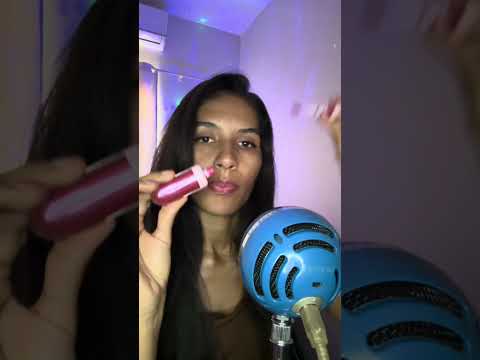Asmr te maquiando para relaxar #asmr #asmrshorts
