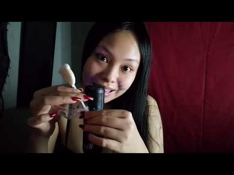 ASMR LOLLIPOP EATING, WHISPERS, SOFT SPOKEN, PERSONAL ATTENTION, WET NOISES, KISSING SOUNDS,SMACKING