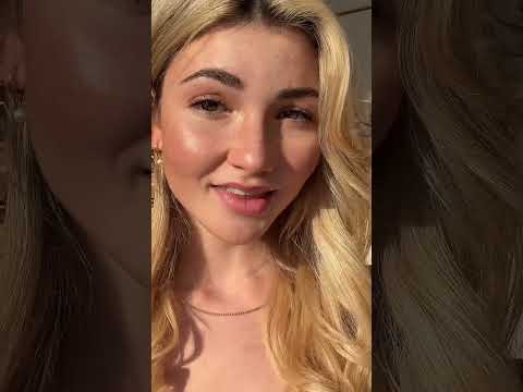 lots of kisses 😘 #blonde #asmr #kisses #trending