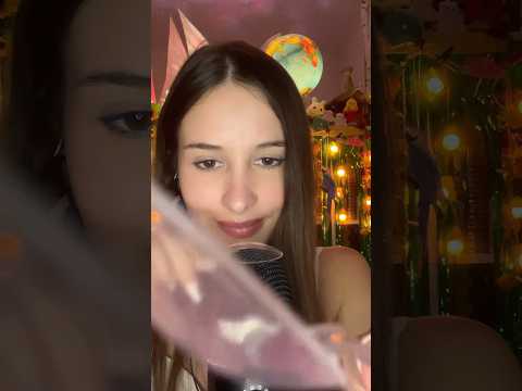 Un peu de visuel avec le trigger cuillères en plastique 🥄✨ #asmr #asmrspoons #spoons #relaxing