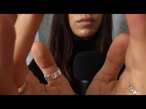 ASMR ITA | Ipnosi per dormire | Hand movements, tongue clicking, mic scratching