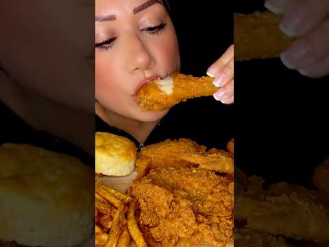 POPEYES CRISPY FRIED CHICKEN #asmr #chicken #food #eat #mukbang