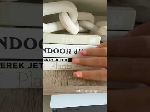 #asmr #tapping #relax #asmrtriggers #tingles #lofi