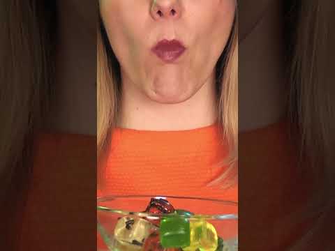 A piece of Hard Candy Heaven 😀 | ASMR Bonbon eating