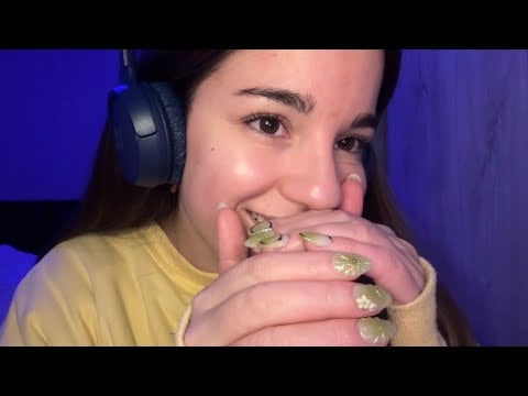 ASMR SUSURROS EN CUEVITA Y MIC SCRATCHING SUAVE 