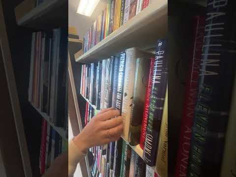 Some tingly book tapping asmr in public #asmrtriggers