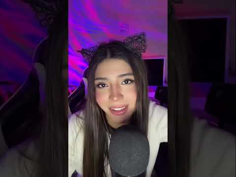 Revisión y limpieza de oídos - ASMR #asmr #asmrsounds #asmrvideo #shortvideo #asmrcommunity