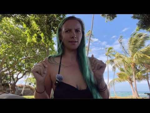 ASMR in public ... 👀 self-conscious?