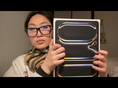 asmr random objects triggers (no talking).