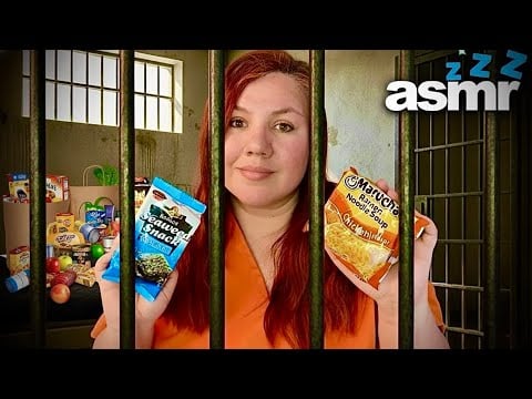 ASMR Roleplay VENDEDORA Clandestina en la CARCEL del Peor Lugar |  in Spanish