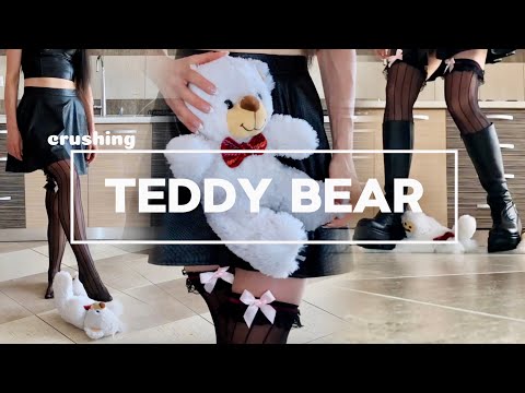 Pea vs. Teddy Bear! Platform Boots Crushing Toys! Oddly Satisfying! ASMR