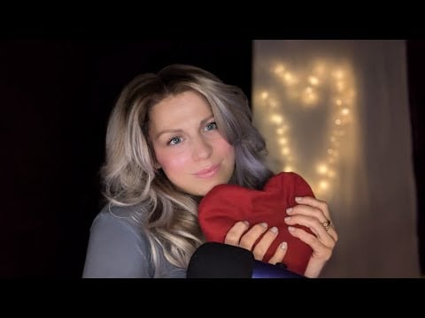 At the Christmas Market 🎄 A cosy guided ASMR tour of the Weihnachtsmärkte 🎄 Softspoken & Triggers