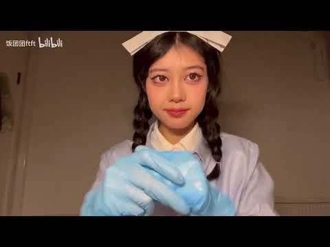 Scenario simulation The bad nurse gives you a neurological examination. Medicalgloves,visual trigger