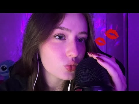 ASMR TE DANDO BEIJINHOS ATÉ VOCE DORMIR! 💋(estalinhos relaxantes)