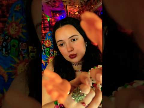 Trigger warning! ⚠️ Mouth sounds & little hands ASMR sounds! ✋🏼🤚🏼 yay or nay?!