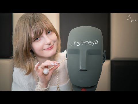 【ASMR / 4K】Ear Cleaning【EllaFreya】