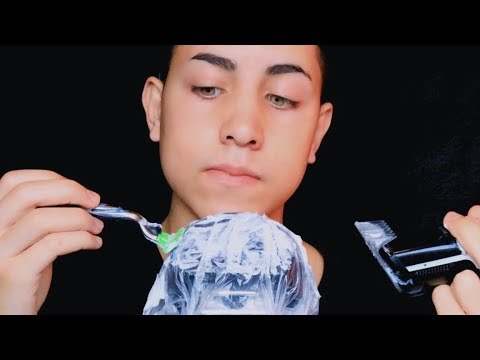 ASMR BARBEARIA Roleplay – Sons de plástico e espuma para dar SONO (Português)