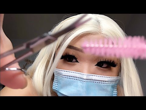 ASMR Bestie Shapes, Plucks, and Trims Your Eyebrows (●♡∀♡)