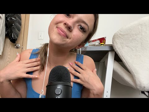 ASMR| COLLAR BONE/ SKIN SCRATCHING LAYERED MOUTH SOUNDS- LOTION SOUNDS/ FLUFFY MIC SCRATCHES