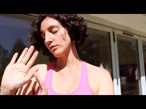 They want you to RECEIVE THIS LOVE💛DIVINE LIGHT🌻🧡 (energy healing, nurturing your cells🌱)