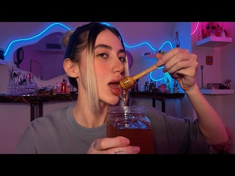 Honey 🍯 ASMr ( mouth sounds)