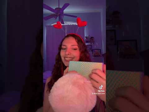 peeps seem to either LOVE this trigger or HATE it. lmk what you think🤔 #asmr #relax #shorts