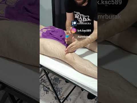 SPORTS MASSAGE THAT RELIEVES PAIN IN THE FORE LEGS #satisfying #relaxing #asmr #shorts