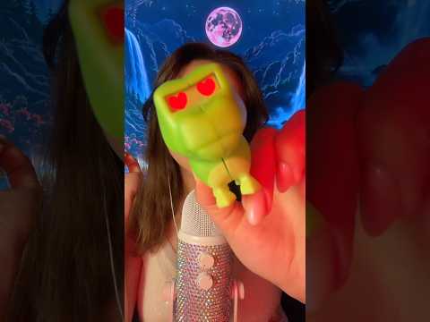 Dino’s kiss 💋 🦖 #asmr #hsyasmr #dino #dinosaur #kiss