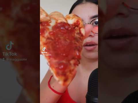 #asmr #mouthsounds #eatingsounds #magasmr #relaxing #pizza