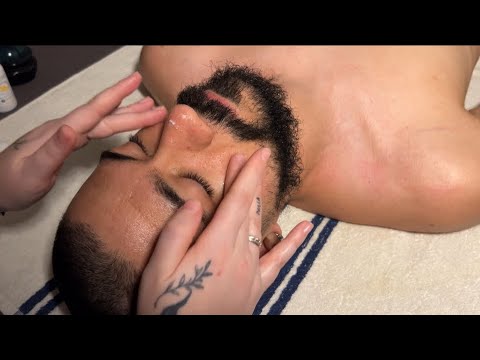 ASMR tratamento facial relaxante (real person asmr)