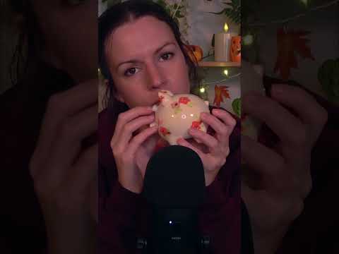 ASMR Piggy Bank #asmr #asmrtapping #asmrtingles #asmrsounds